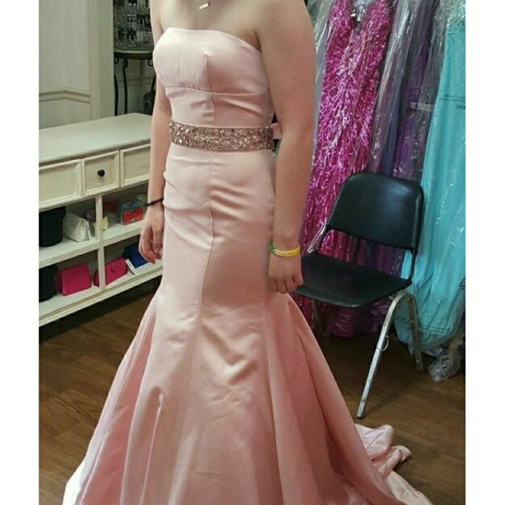 Sherri Hill